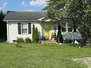 1892 Graefenburg Rd, Lawrenceburg, KY 40342