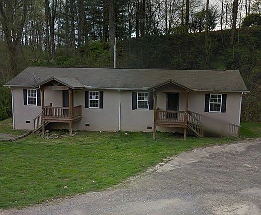 5th image of 205 Delanne Dr