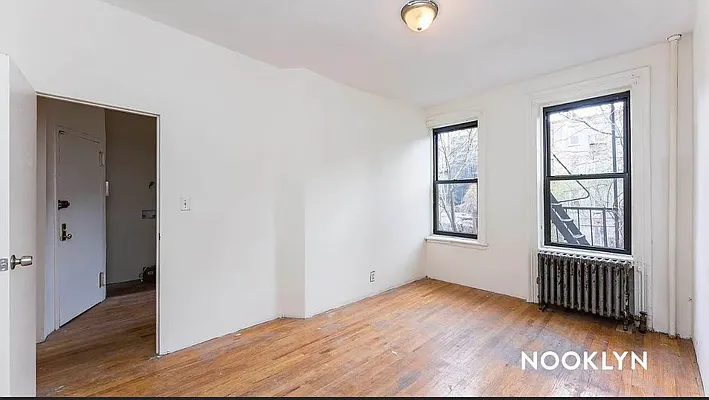 Rented by Space Link Realty | media 16