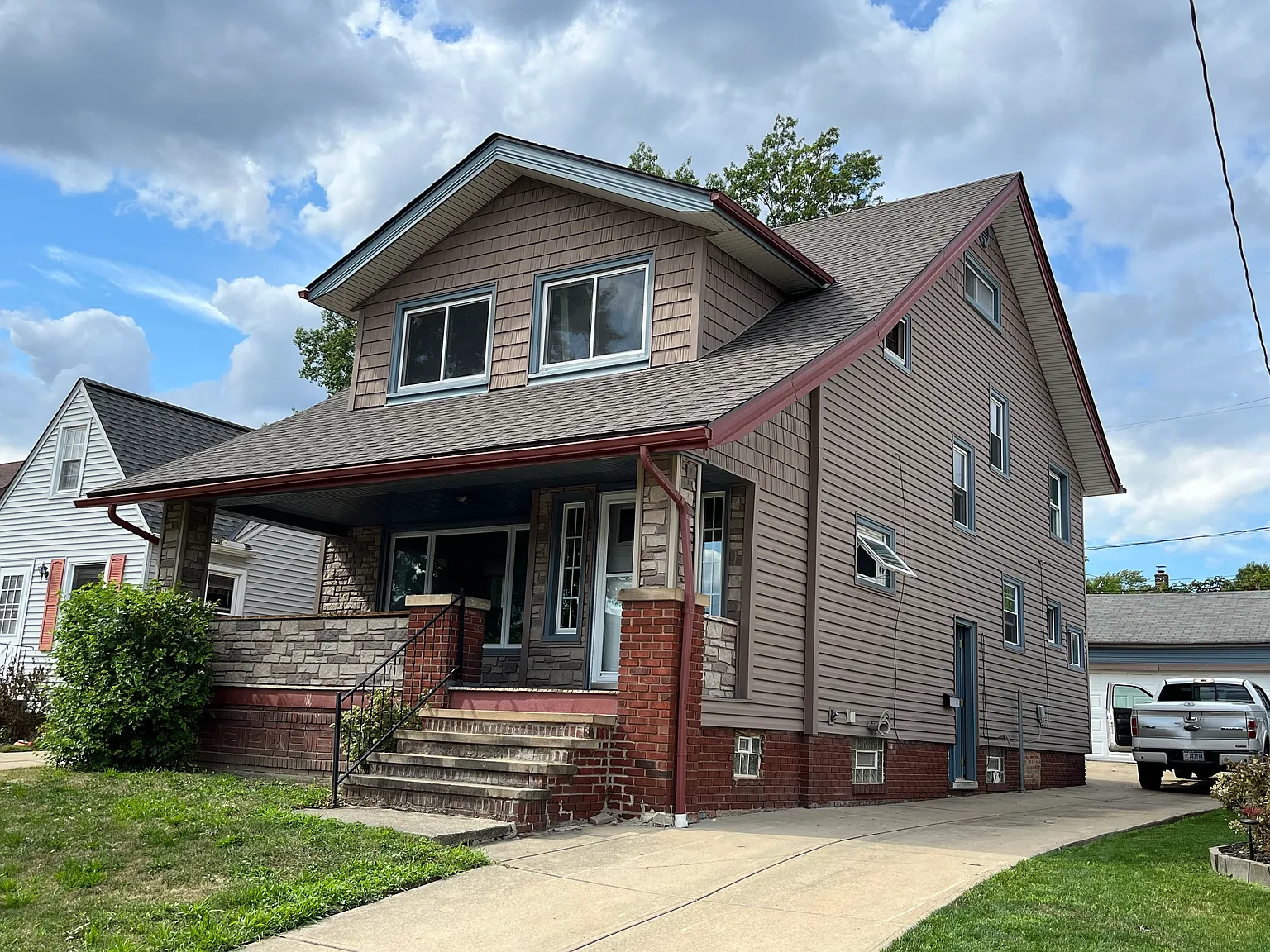 3 bed, 1.5 bath, 1653 sqft, $1,800 — Photo 1