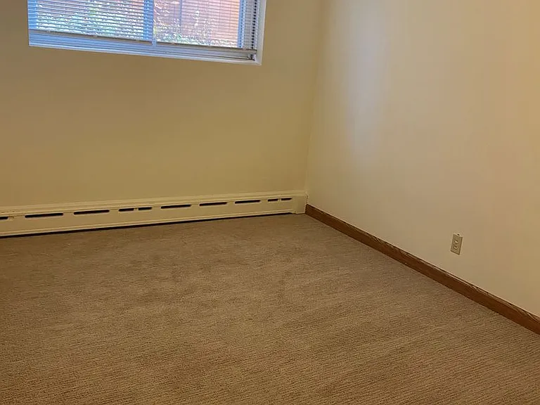 4610 Bryant Ave S — Photo 13