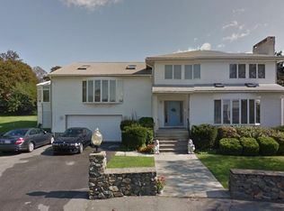 5 Nectar Pl, Nahant, MA 01908