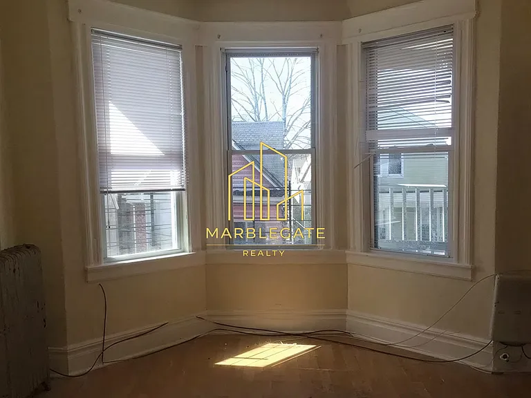 311 S 6th St #22L — Photo 5