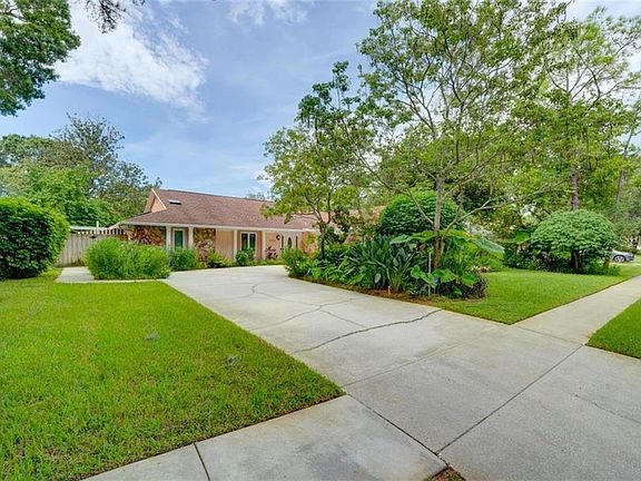 4th image of 4216 Cartnal Ave