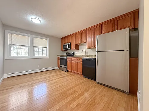 31 Stonehenge Rd #3 Photo 1
