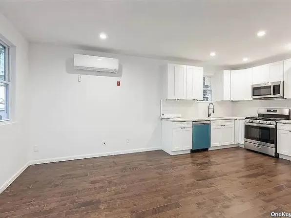 100-03 90th Ave #2, Richmond Hill, NY 11418