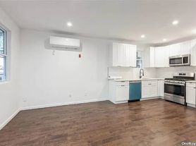 100-03 90th Ave, Richmond Hill, NY