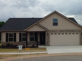 793 Bankston Dr, Boiling Springs, SC 29316