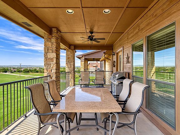 4th image of 1102 Eagle Point Cir