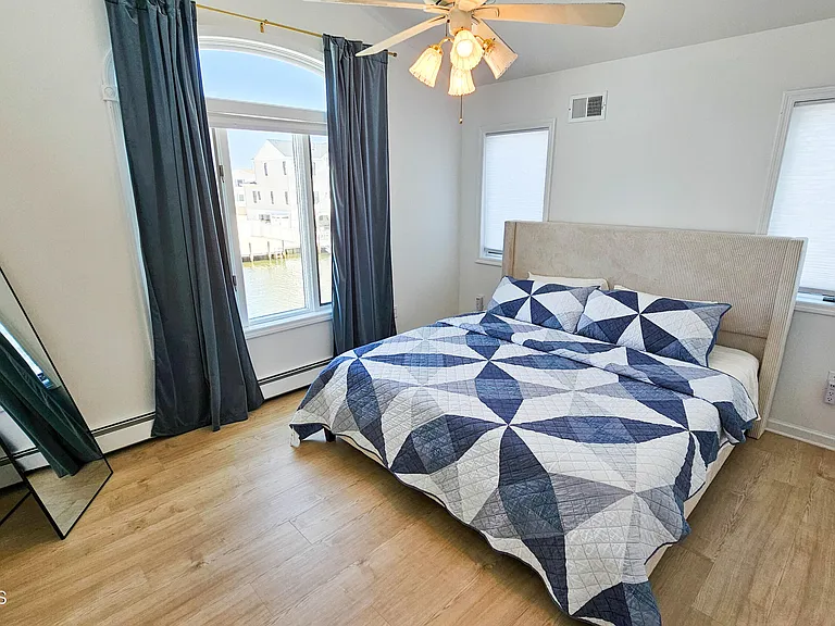 1386 Paul Blvd — Photo 26