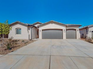 7045 Cleary Loop NE, Rio Rancho, NM 87144