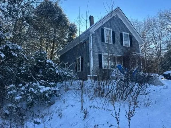 124 Ashby Rd, Ashburnham, MA 01430