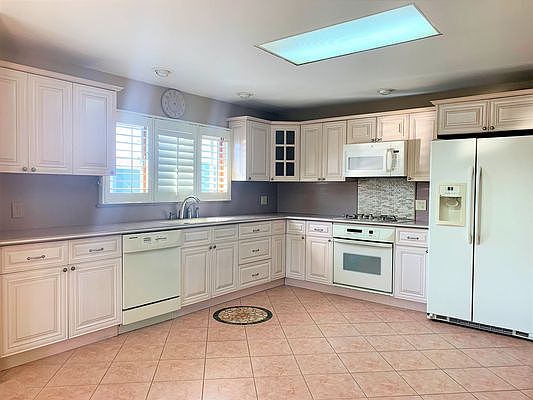 3rd image of 49 McVeigh Ave #1