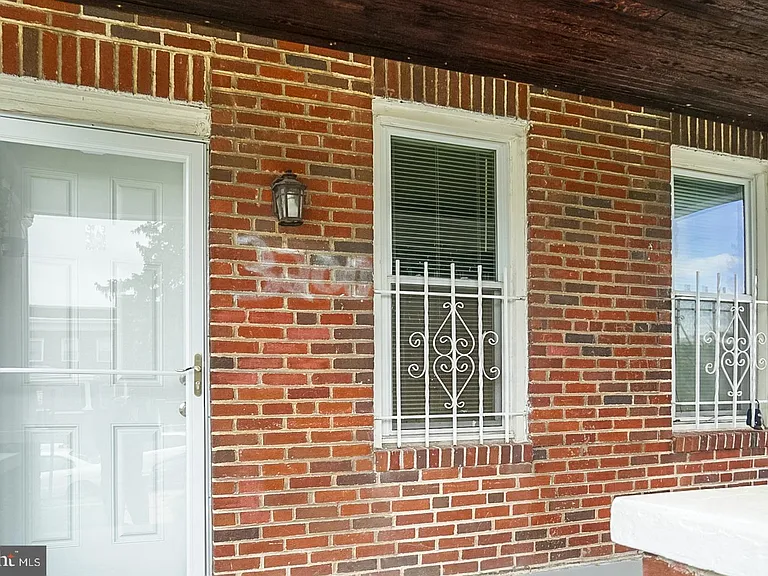 3200 Normount Ave — Photo 9