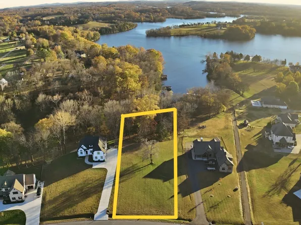 1029 Emerald Valley Dr, Castalian Springs, TN 37031