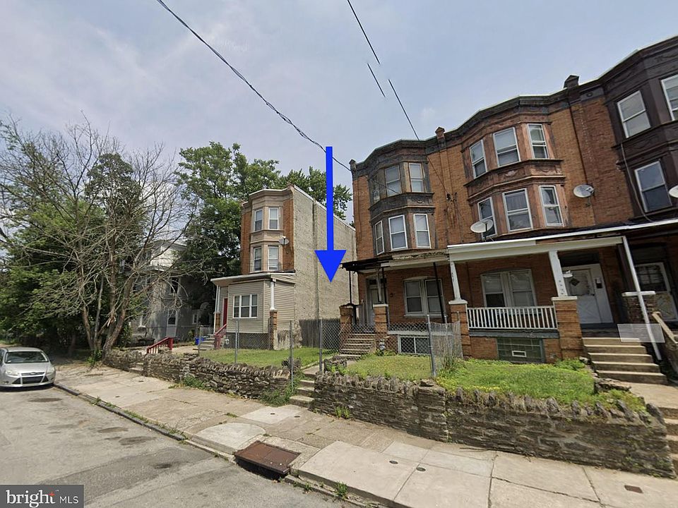 2nd image of 4923 Royal St