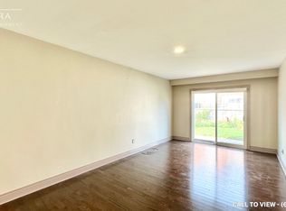 24 Firenza Dr #2, Toronto, ON M9L1A5