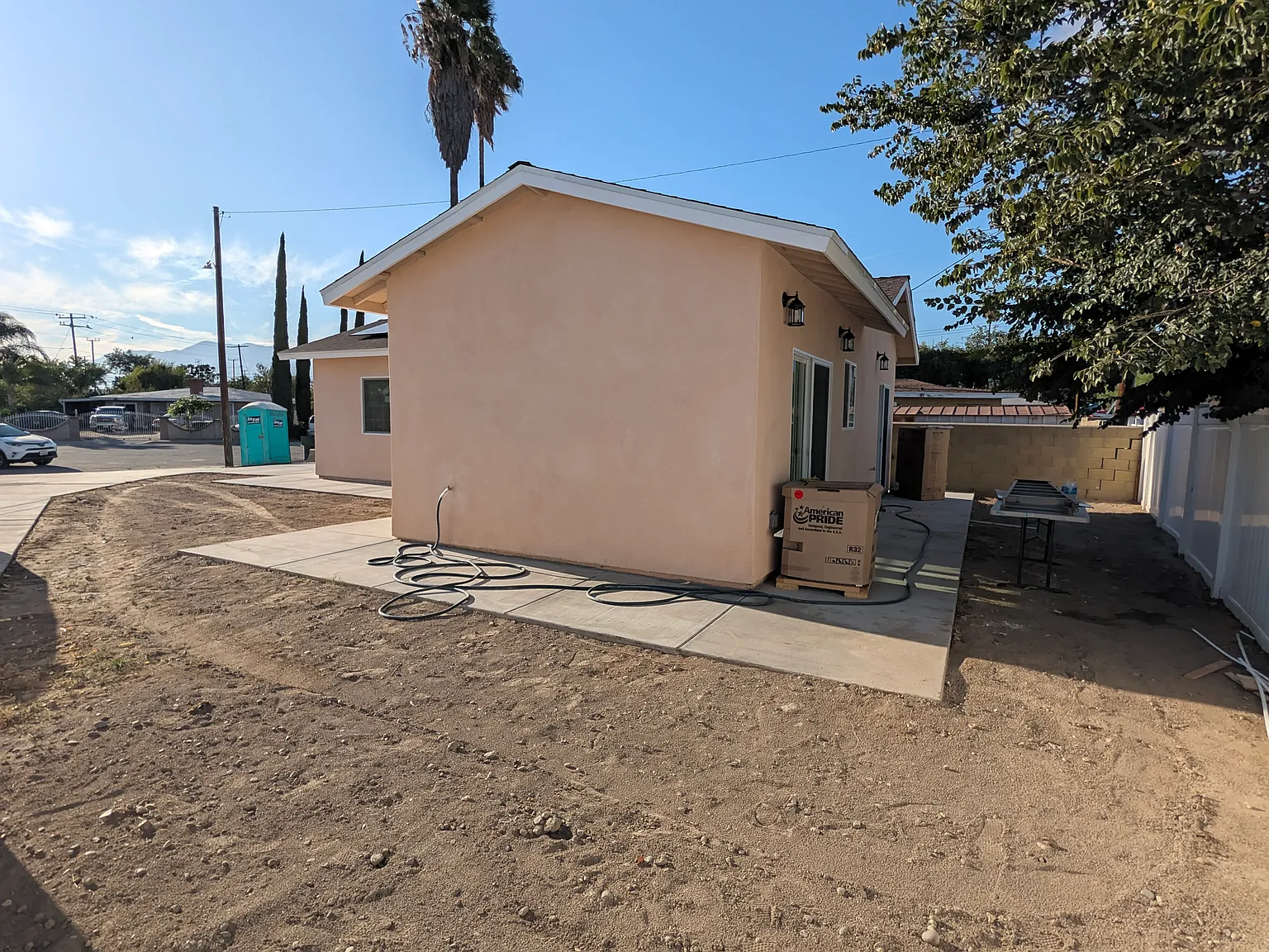 2 bed, 749 sqft, $2,500 — Photo 3