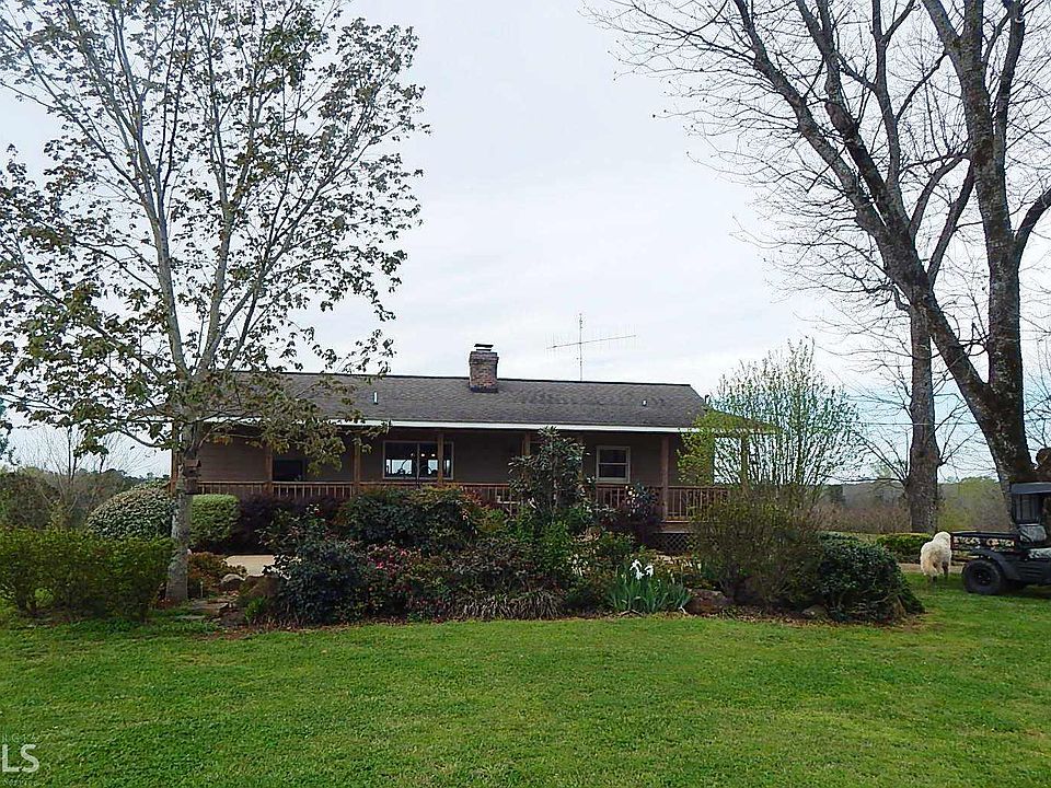 2nd image of 100 Lee Road 360