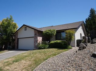 8180 Walnut Hills Way, Fair Oaks, CA 95628