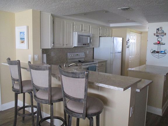 Kitchen Bar