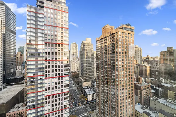 Rented by Keller Williams NYC | media 15