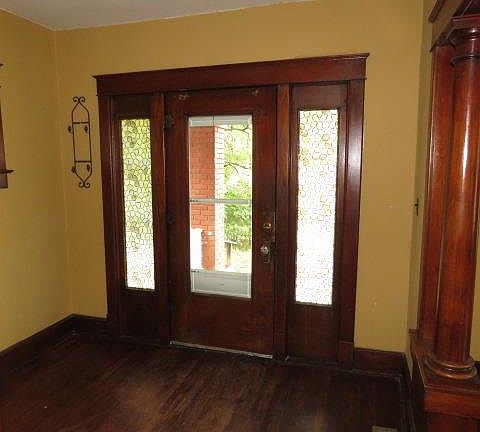 4th image of 303 S Boeke St