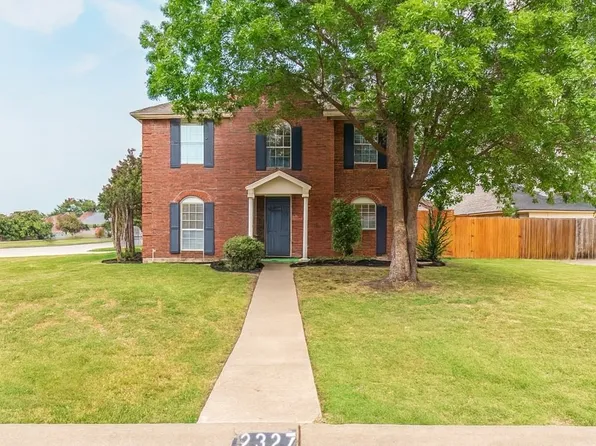 2327 Shirebrook Ct, Grand Prairie, TX 75052