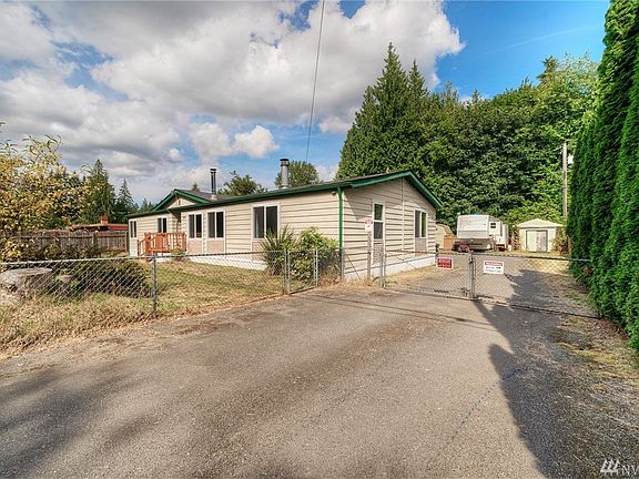 Quiet neighborhood close to freeways and shopping.