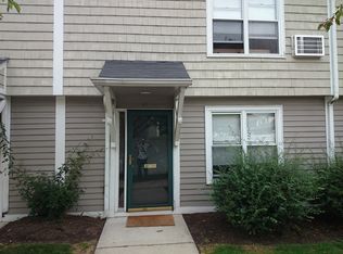 31 Lawrence St, Brighton, MA 02135