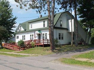 112 Center St, Lanse, MI 49946