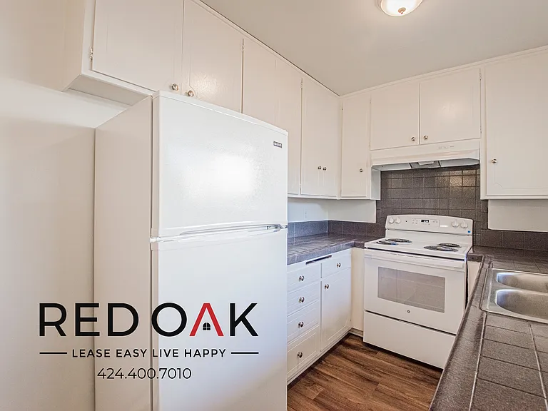 1539 N Alexandria Ave #308 — Photo 6