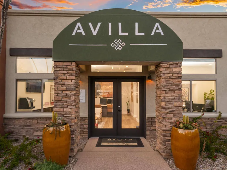 Avilla Marana — Photo 32