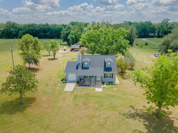 4381 NE 105th Pl, Anthony, FL 32617