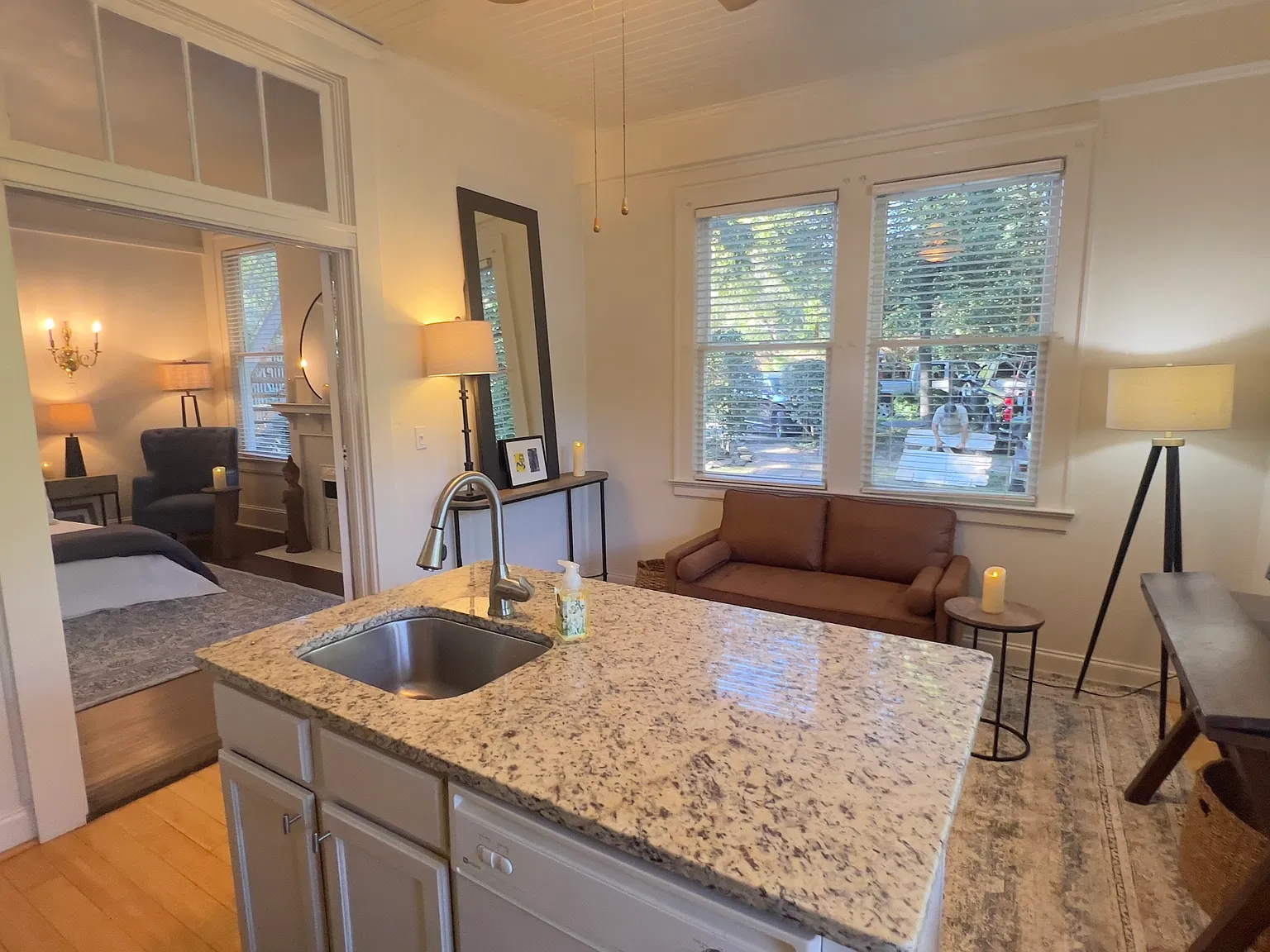 1260 Fairview Rd NE — Photo 3