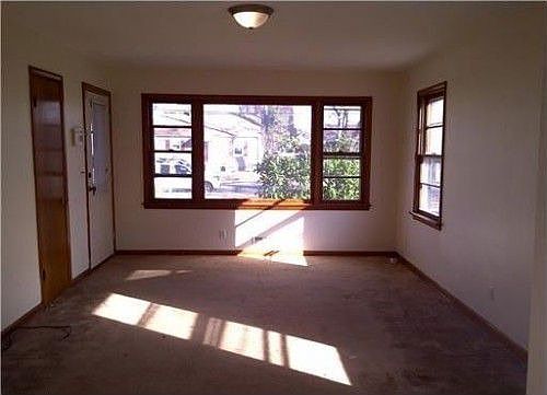 2nd image of 823 Marvin Ave