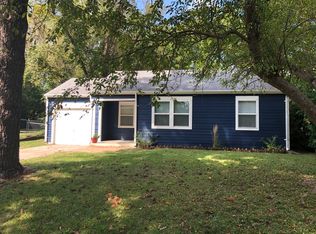 708 NE 45th Ter, Kansas City, MO 64116