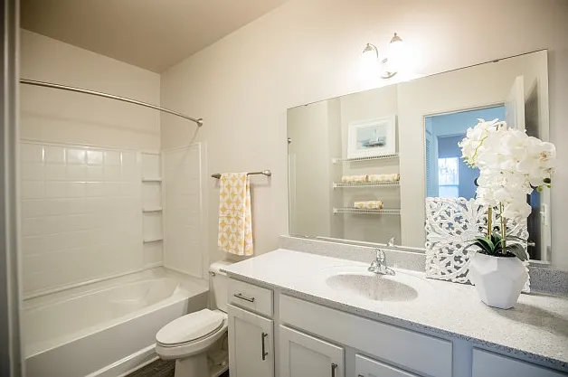Townley Park Apartments — Photo 8
