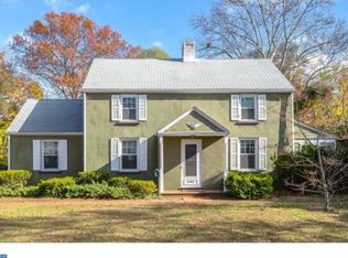 798 Woodlane Rd, Edgewater Park, NJ 08010