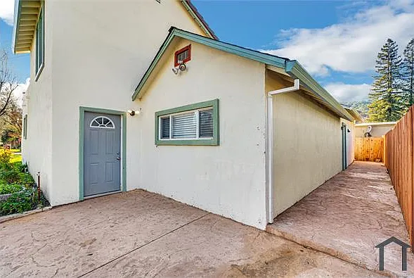 2800 Pine St — Photo 19