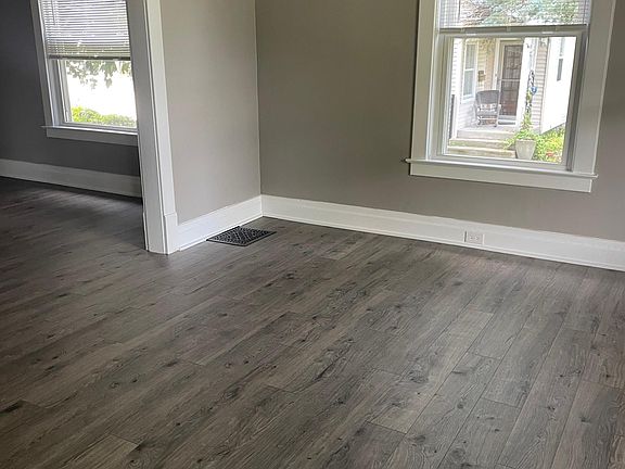 3rd image of 203 N Harrison St #2