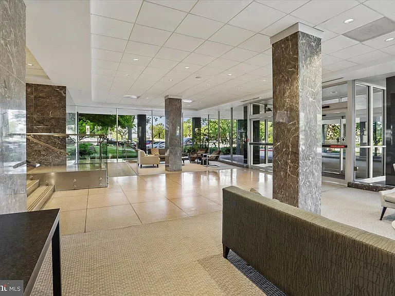 2475 Virginia Ave NW #220 — Photo 3