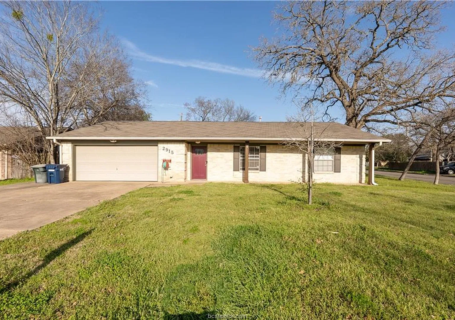 2915 Jennifer Drive — Photo 1