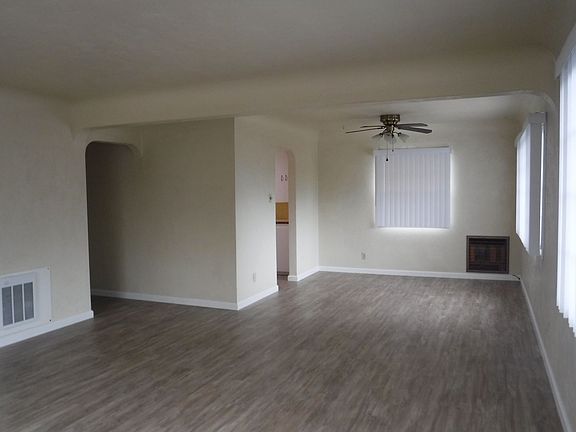 2nd image of 2222 California St APT 5