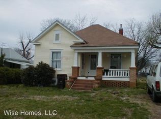 2116 N Oakland Ave, Springfield, MO 65803