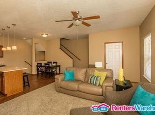 1030 Gold Dr, West Des Moines, IA 50266