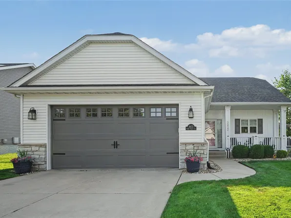 3422 Forest Valley Ct NE, Cedar Rapids, IA 52411