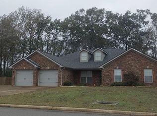 12335 Flint Dr, Moundville, AL 35474