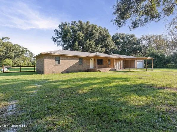 3123 Howell Tanner Chapel, Lucedale, MS 39452