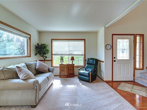 4th image of 15905 271st Street Ct E
